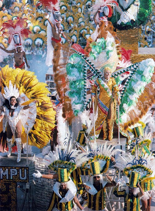 Desfile da Mocidade Independente no Sambódromo da Marquês de Sapucaí em 1987